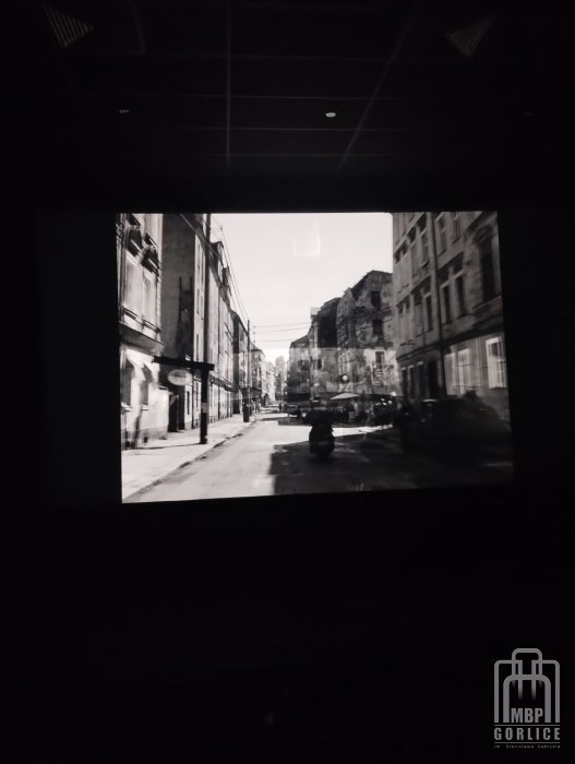 Biblioteka Gorlice, DKK Kadr z filmu