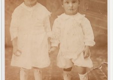 Powiększ zdjęcie Dzieci urodzone w Ameryce: od lewej strony Wiktoria (zmarła jako dziecko) oraz Władysław
