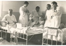Powiększ zdjęcie Szpital w Gorlicach, 1953–1955 r. — Oddział Dziecięcy