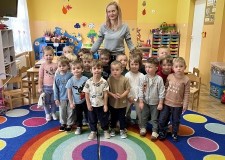 Przejdź do - Wspólne%20zdjęcie%20pamiątkowe
