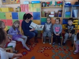 112 odwiedziny bibliotekarki w Miejskim Przedszkolu Nr 1 w Gorlicach