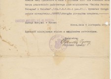 Powiększ zdjęcie Otrzymanie stałej pracy na stanowisku pocztyliona w Bieczu, z podpisem burmistrza Biecza Ignacego Ołpińskiego