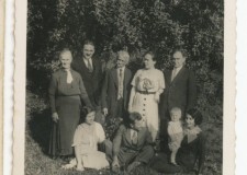 Powiększ zdjęcie Rodzina Smokowskich w latach 30. XX wieku